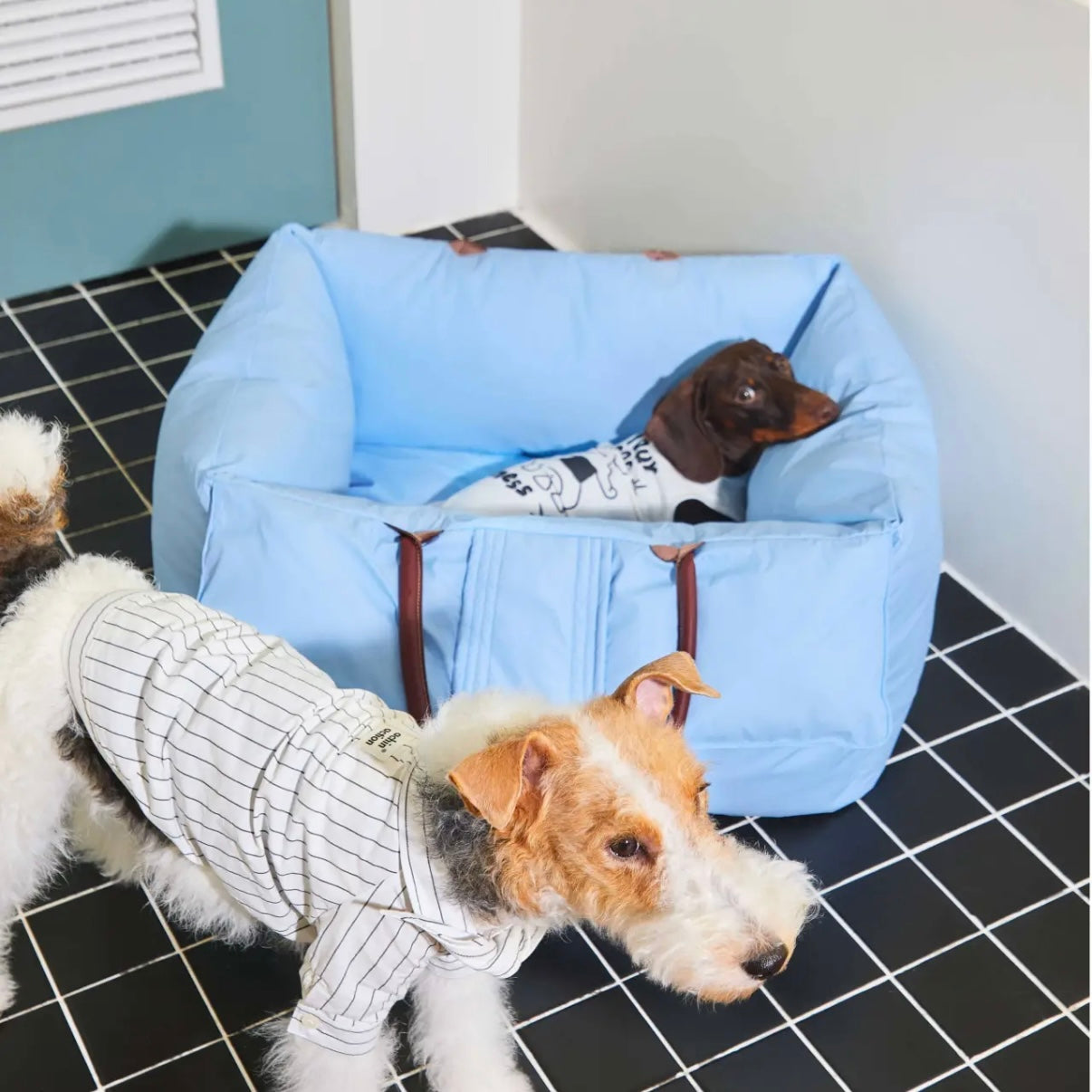 GooHome Easy-Clean Travel Pet Bed for Cars