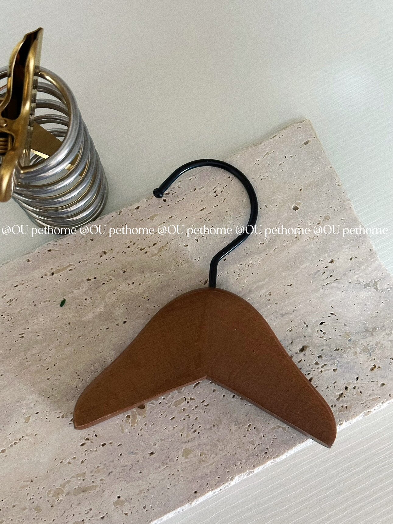 OU Solid Beech Wood Pet Hanger – Mini Wooden Hanger