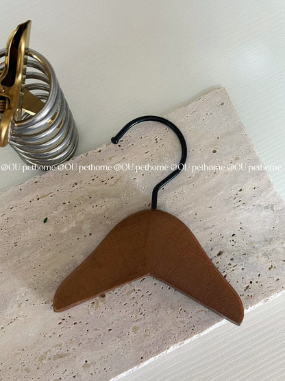 OU Solid Beech Wood Pet Hanger – Mini Wooden Hanger