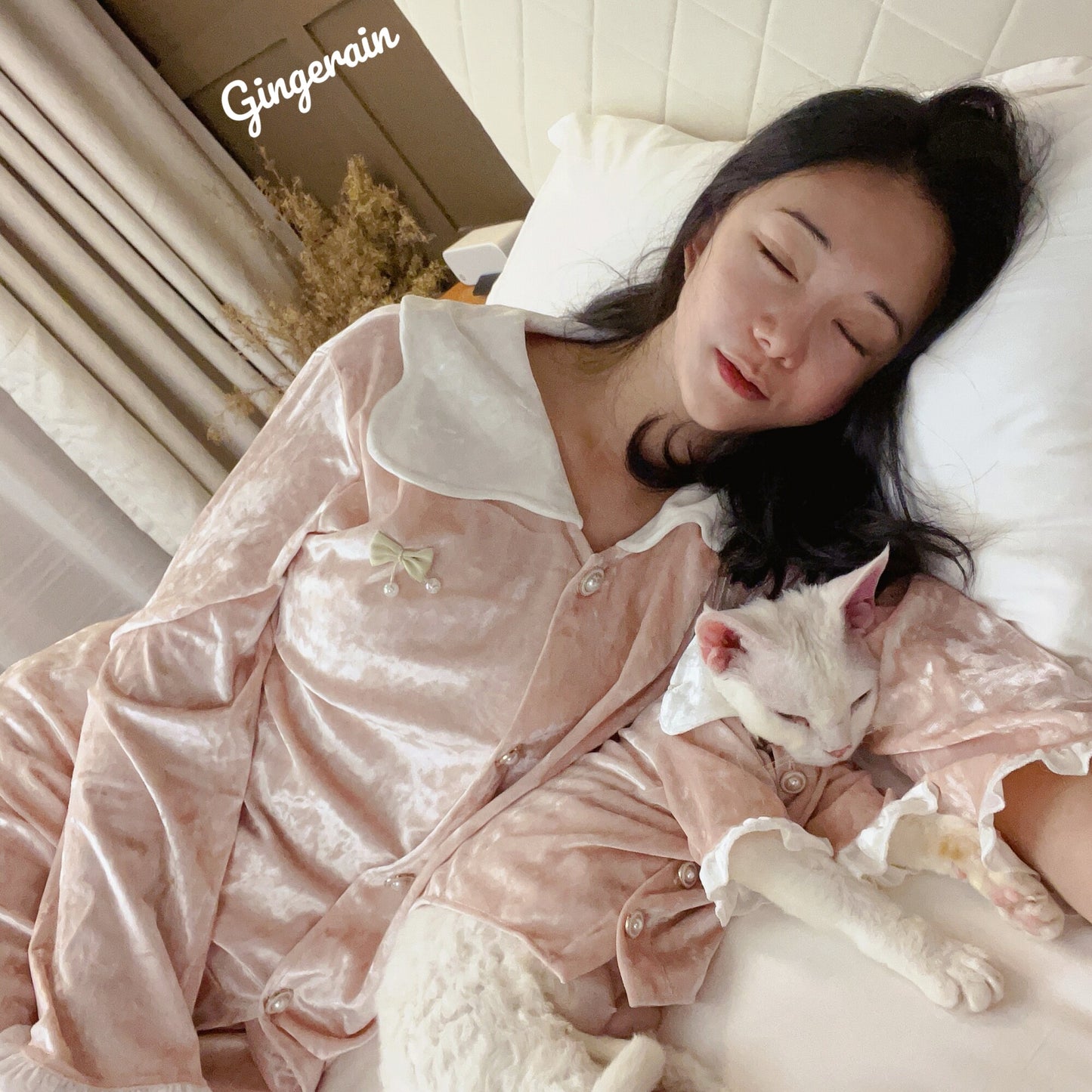 Velvet Thick Matching Pajamas for Owners & Cats