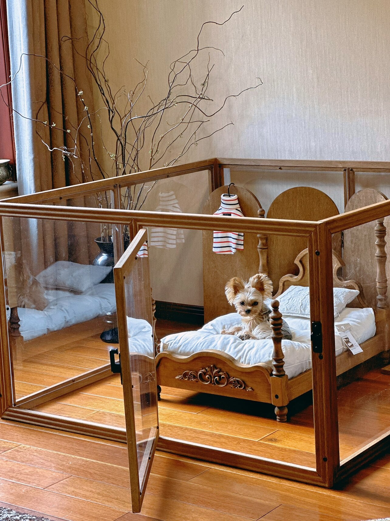 Scenery Solid Wood Acrylic Pet Fence