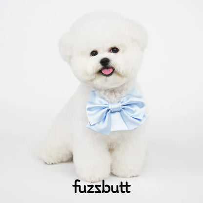 Babero para mascotas Fuzzbutt Satin French Bow