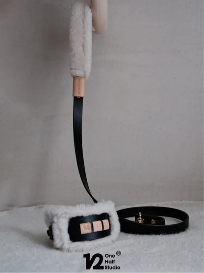 One Half Studio Cream Square Leather Leash（Without Collar）